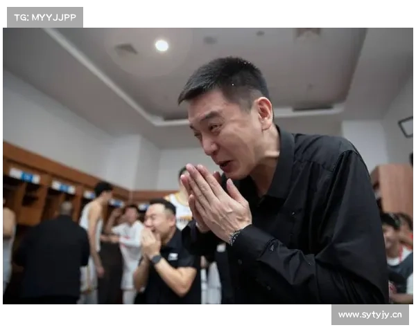 180度反转,韩德君威姆斯冲突处罚出炉,杨鸣首次摊牌发声 180度反转,韩德君威姆斯冲突处罚出炉,杨鸣首次摊牌发声